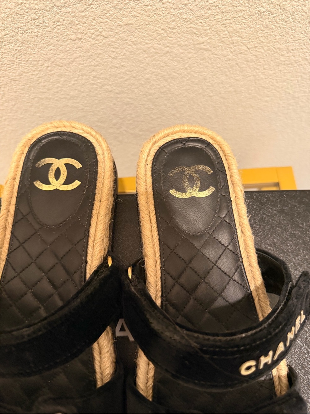 Chanel Black Quilted Velvet Espadrille Slide Sandals 38 - Picture 6 of 11